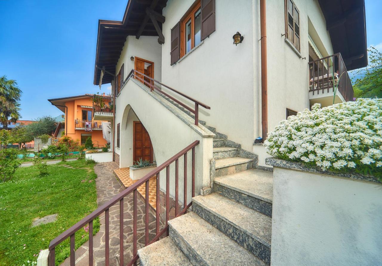 Ferienwohnung Casa Della Zia Abbadia Lariana Exterior foto